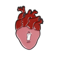Значок Сердце с выключателем BR349