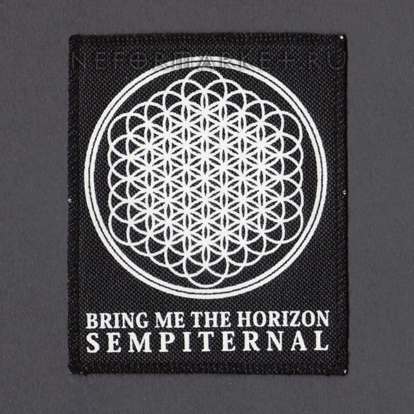 Группа bring me the horizon альбомы. Нашивка bring me the Horizon. Группа bring me the Horizon фотоальбомов. Bring me the Horizon логотип. Bring me the Horizon обложка.