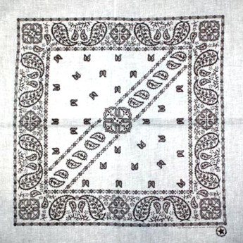 Бандана Огурцы белая диагональ Б706